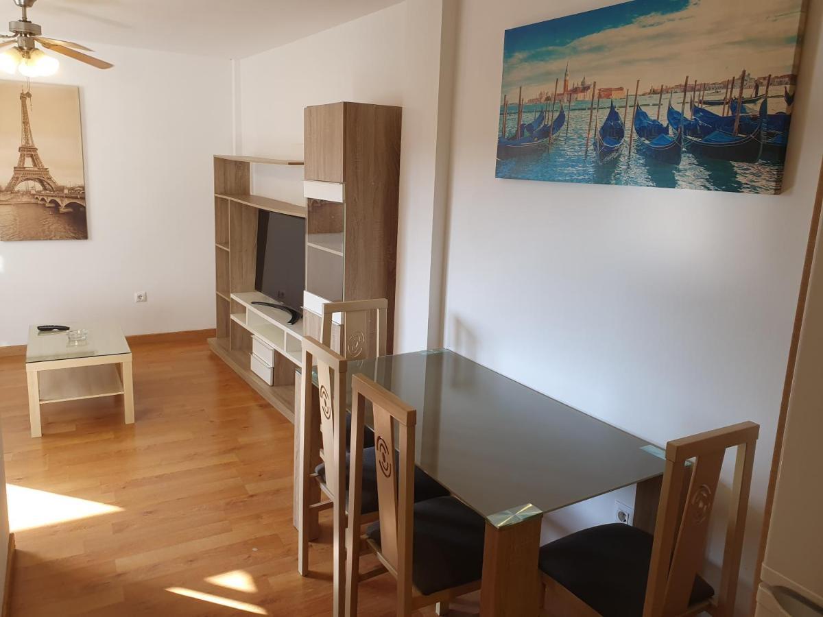 2H, Aire Acondic, 50M2, 1 Dormitorio, 4 Huespedes, Wifi Gratis La Línea de la Concepción Exteriör bild